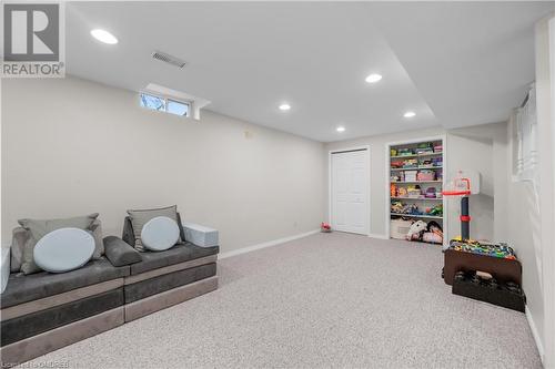 Recreation room with carpet - 2401 Coventry Way, Burlington, ON 