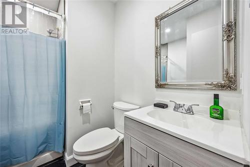 200 St Clair Boulevard Unit# 26, St Clair, ON - Indoor Photo Showing Bathroom