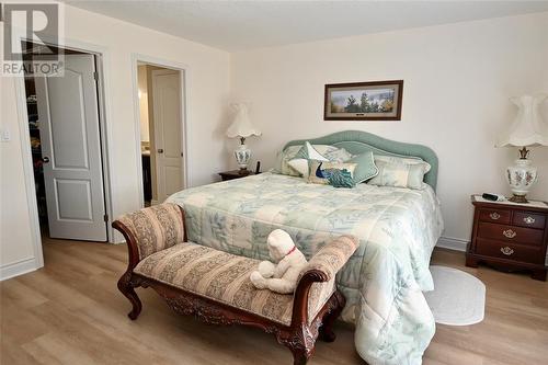 298 Sawgrass Place, Sarnia, ON - Indoor Photo Showing Bedroom