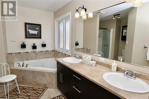 298 Sawgrass Place, Sarnia, ON - Indoor Photo Showing Bathroom