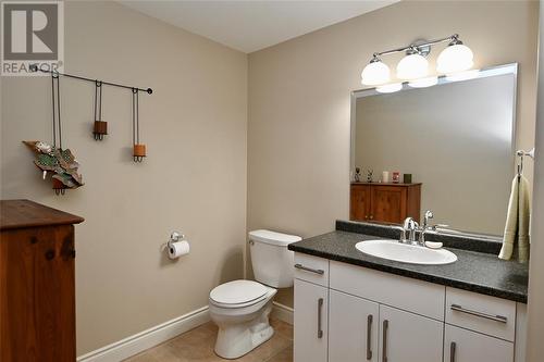 298 Sawgrass Place, Sarnia, ON - Indoor Photo Showing Bathroom