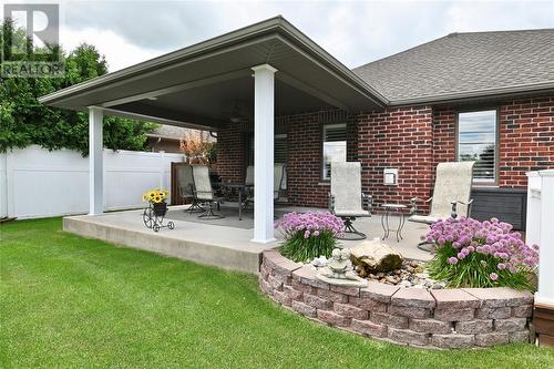 298 Sawgrass Place, Sarnia, ON - Outdoor With Deck Patio Veranda