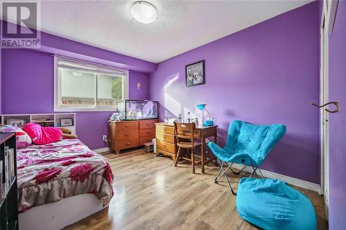 201 Hampton Avenue, Sarnia, ON - Indoor Photo Showing Bedroom