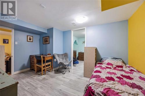 201 Hampton Avenue, Sarnia, ON - Indoor Photo Showing Bedroom