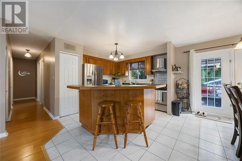 1039 Brimwood Crescent, Sarnia, ON - Indoor Photo Showing Kitchen