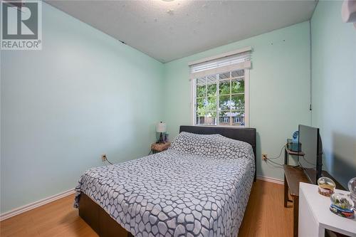 1039 Brimwood Crescent, Sarnia, ON - Indoor Photo Showing Bedroom