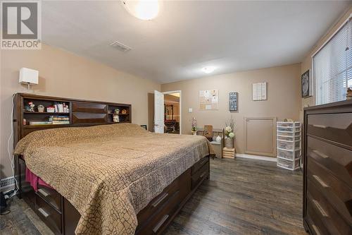 1039 Brimwood Crescent, Sarnia, ON - Indoor Photo Showing Bedroom