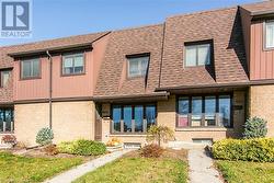 130 KINGSWOOD Drive Unit# 33  Kitchener, ON N2E 1S9