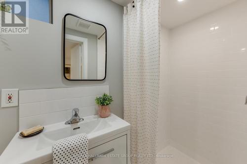 61 Westmount Avenue, Toronto, ON - Indoor Photo Showing Bathroom