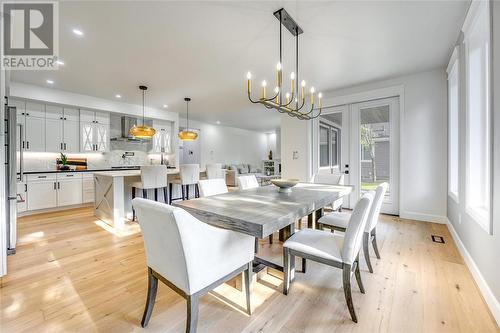 7007 Blue Coast Heights, Plympton-Wyoming, ON - Indoor Photo Showing Dining Room