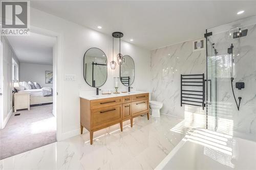 7007 Blue Coast Heights, Plympton-Wyoming, ON - Indoor Photo Showing Bathroom