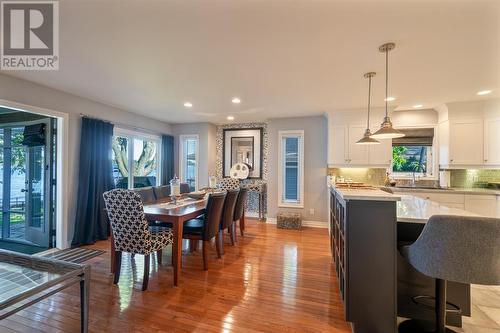 2987 St Clair Parkway, St Clair, ON - Indoor Photo Showing Dining Room