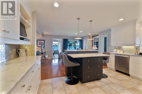 2987 St Clair Parkway, St Clair, ON - Indoor Photo Showing Kitchen