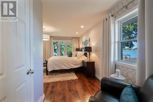 2987 St Clair Parkway, St Clair, ON - Indoor Photo Showing Bedroom