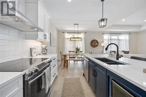 613 Ketter Way, Plympton-Wyoming, ON - Indoor Photo Showing Kitchen With Double Sink With Upgraded Kitchen