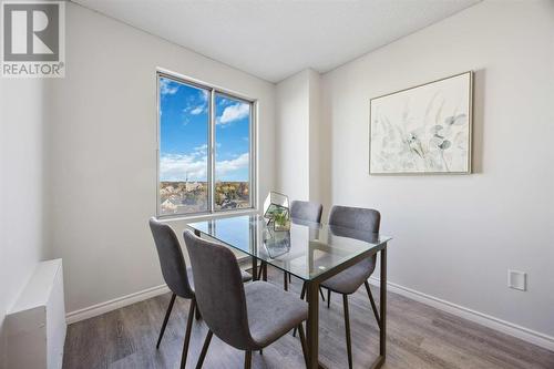 160 George Street Unit# 908, Sarnia, ON - Indoor Photo Showing Dining Room