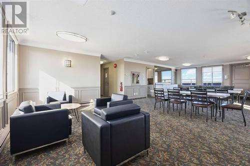 160 George Street Unit# 908, Sarnia, ON - Indoor Photo Showing Living Room