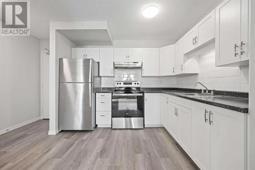 160 George Street Unit# 905, Sarnia, ON - Indoor Photo Showing Kitchen