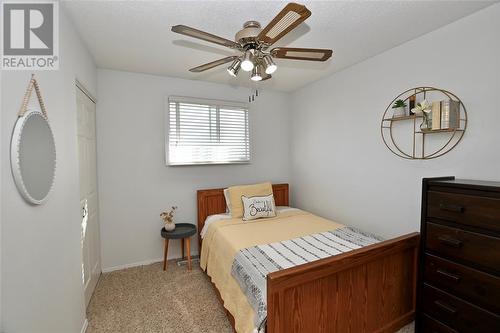 1236 Thistledown Avenue, Sarnia, ON - Indoor Photo Showing Bedroom