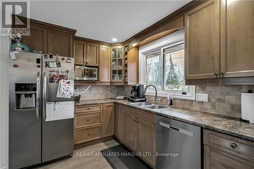 5 Fraser Street, South Stormont, ON - Indoor Photo Showing Kitchen With Double Sink