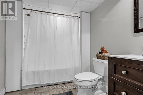 5 Fraser Street, South Stormont, ON - Indoor Photo Showing Bathroom