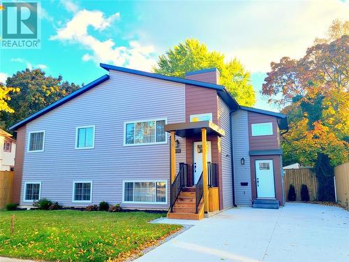 109 Penrose Street, Sarnia, ON - Outdoor With Facade