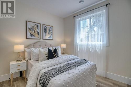 109 Penrose Street, Sarnia, ON - Indoor Photo Showing Bedroom