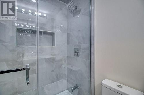 109 Penrose Street, Sarnia, ON - Indoor Photo Showing Bathroom