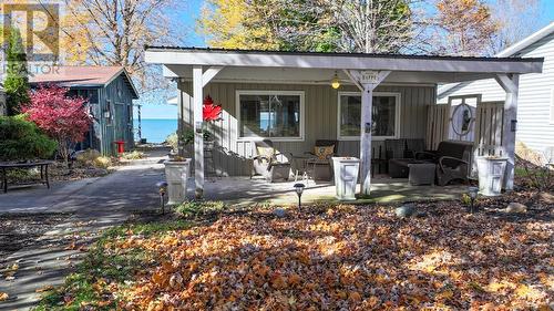 5322 Broadview Avenue, Lambton Shores, ON - Outdoor