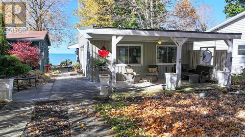 5322 Broadview Avenue, Lambton Shores, ON - Outdoor With Deck Patio Veranda