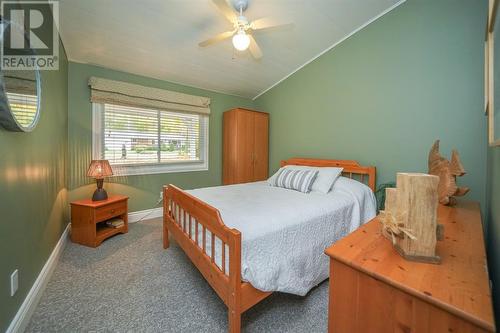 5322 Broadview Avenue, Lambton Shores, ON - Indoor Photo Showing Bedroom