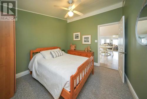 5322 Broadview Avenue, Lambton Shores, ON - Indoor Photo Showing Bedroom