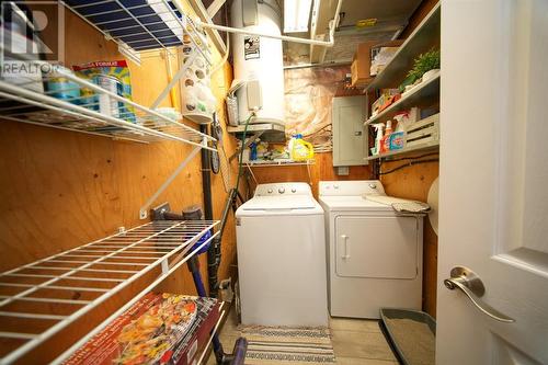 5322 Broadview Avenue, Lambton Shores, ON - Indoor Photo Showing Laundry Room