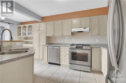 5 Newcastle Avenue, Ottawa, ON - Indoor Photo Showing Kitchen With Double Sink