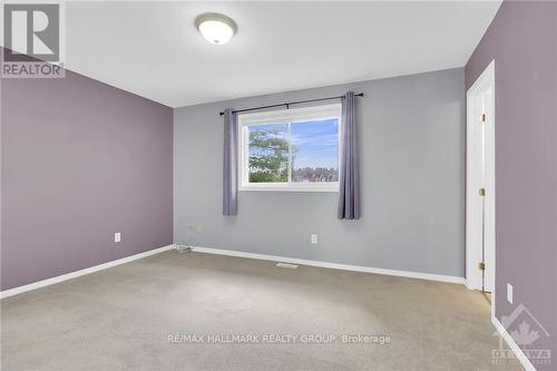 5 Newcastle Avenue, Ottawa, ON - Indoor Photo Showing Other Room