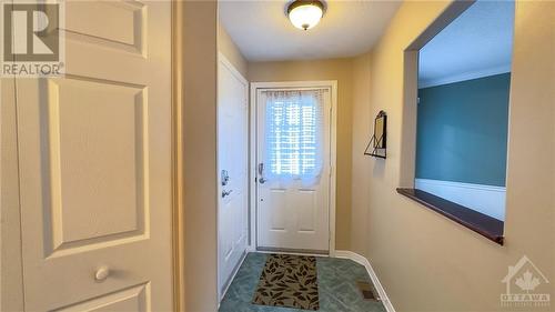 Foyer - 59 Montana Way, Ottawa, ON - Indoor Photo Showing Other Room