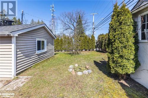 View of yard - 72 57Th Street N, Wasaga Beach, ON 