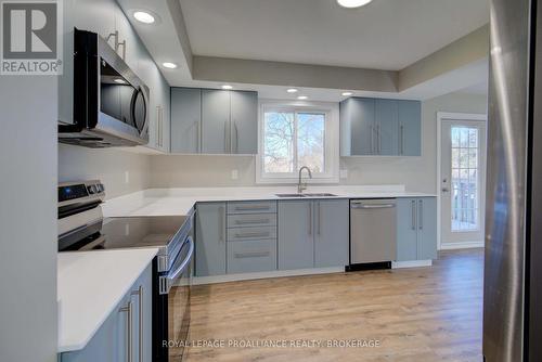 630 King Street W, Gananoque (821 - Gananoque), ON - Indoor Photo Showing Kitchen With Double Sink With Upgraded Kitchen