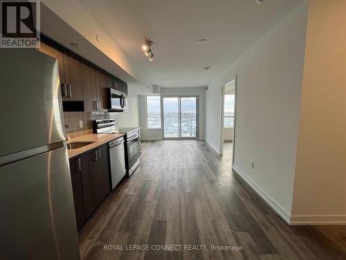 615 - 1480 Bayly Street, Pickering, ON - Indoor Photo Showing Kitchen