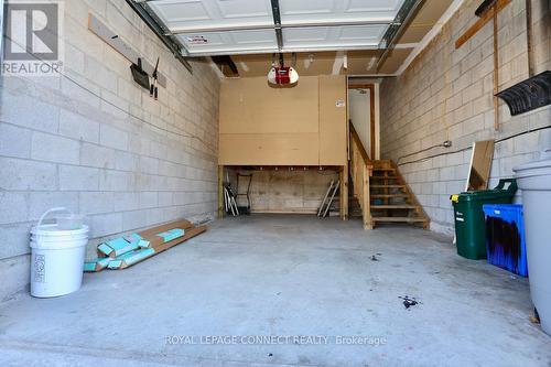 2761 Bur Oak Avenue, Markham, ON - Indoor Photo Showing Garage