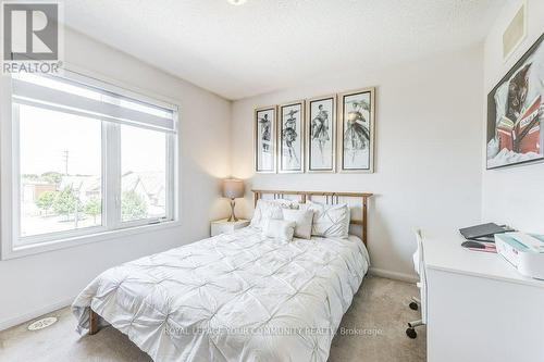 73 Burton Howard Drive, Aurora, ON - Indoor Photo Showing Bedroom