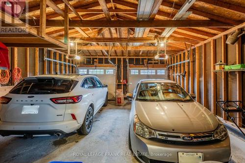 1 Dunsford Court, Kawartha Lakes (Lindsay), ON - Indoor Photo Showing Garage