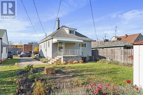 3803 Connaught Avenue, Windsor, ON - Outdoor With Deck Patio Veranda