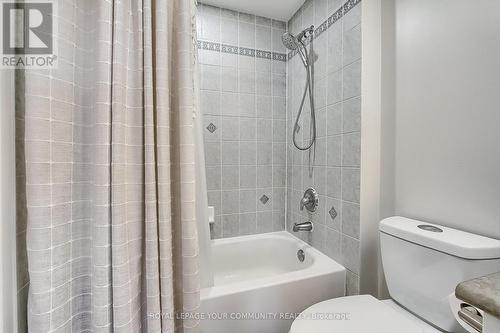 33 Goodwin Drive, Barrie, ON - Indoor Photo Showing Bathroom