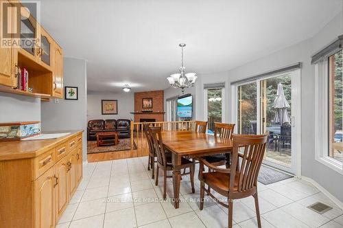 13 Mckee Drive, Caledon, ON - Indoor Photo Showing Dining Room