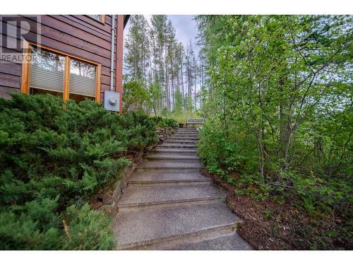 3023 Westside Road, Moyie, BC - Outdoor