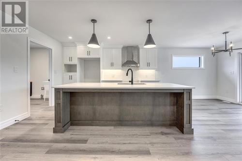 3927 Arie Court, Plympton-Wyoming, ON - Indoor Photo Showing Kitchen