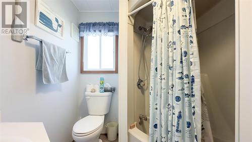 9910 Northville Crescent Unit# A-52, Lambton Shores, ON - Indoor Photo Showing Bathroom