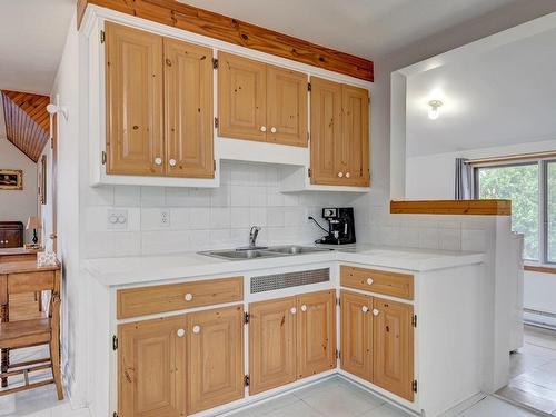 Kitchen - 416  - 418 Rue Leblanc E., Longueuil (Le Vieux-Longueuil), QC - Indoor Photo Showing Kitchen With Double Sink