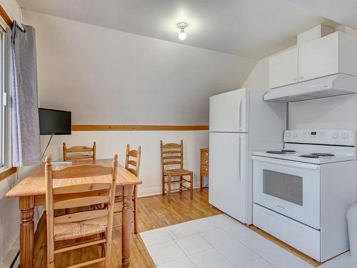 Dining room - 416  - 418 Rue Leblanc E., Longueuil (Le Vieux-Longueuil), QC - Indoor Photo Showing Kitchen